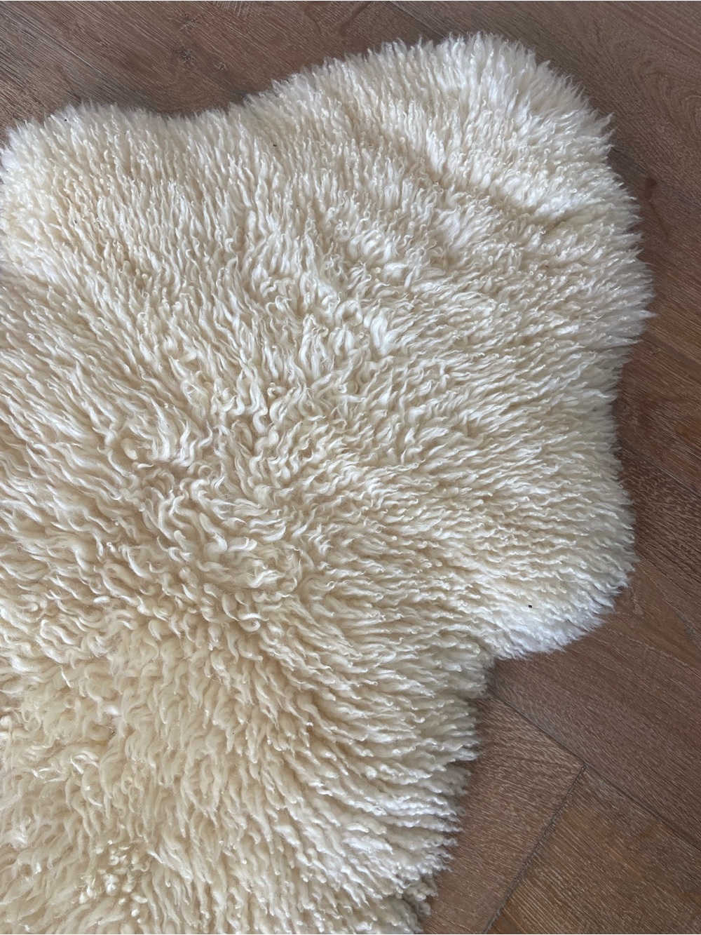 Sheepskin Rug 36”x21” - Picture 3 of 6
